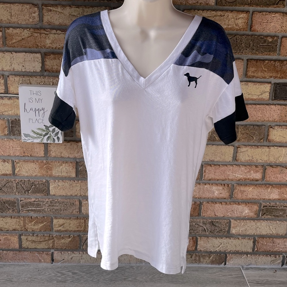 ✨3 for $15 - Victoria’s Secret PINK faded blue camo oversized t-shirt in small